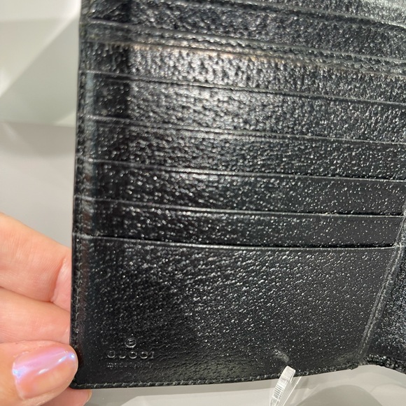 Gucci Short Bifold Wallet Black Canvas And Leather With Silver GG Clasp Closure - Picture 9 of 13